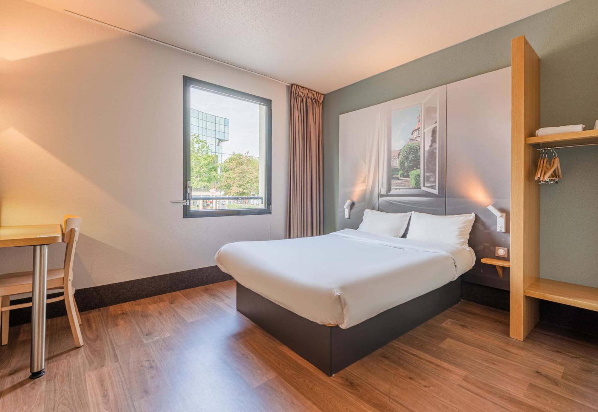 B&B Hotel Lens Musee Du Louvre Экстерьер фото